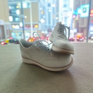 Fiorucci Italian Leather Baby Blue Sneakers – Classic Luxury Style